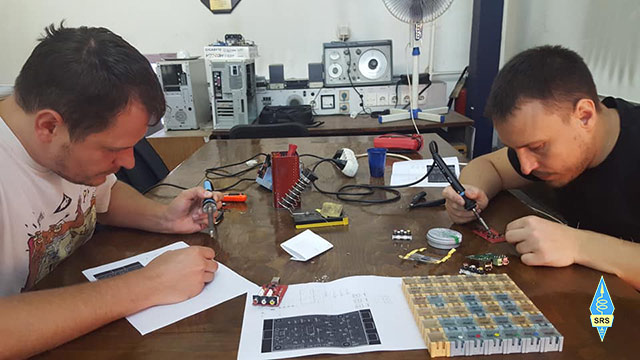 Konstruktori radio-amateri satavljaju uređaje SMD tehnologijom